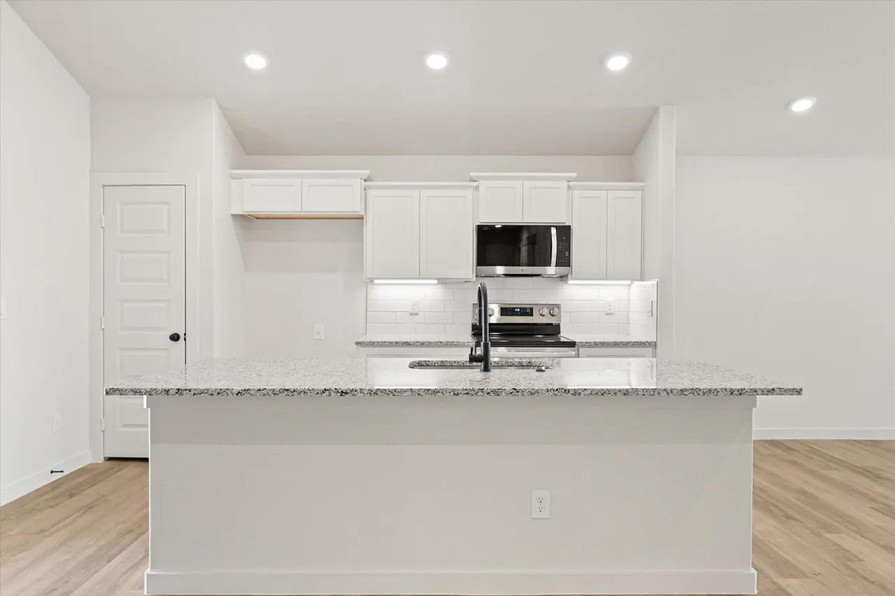 Photo 9 — 6315 Venita Avenue, Lubbock, TX 79407