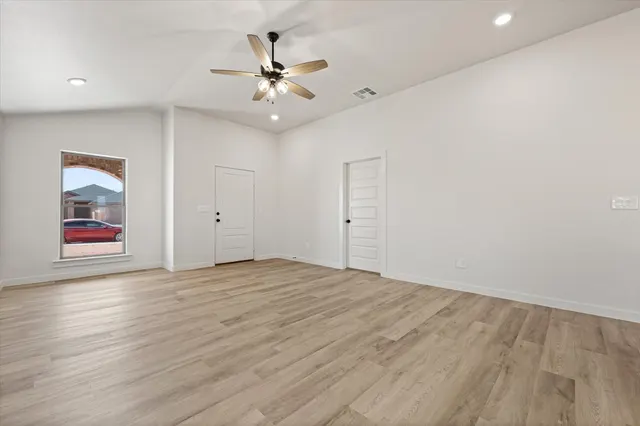 Photo 7 — 6315 Venita Avenue, Lubbock, TX 79407