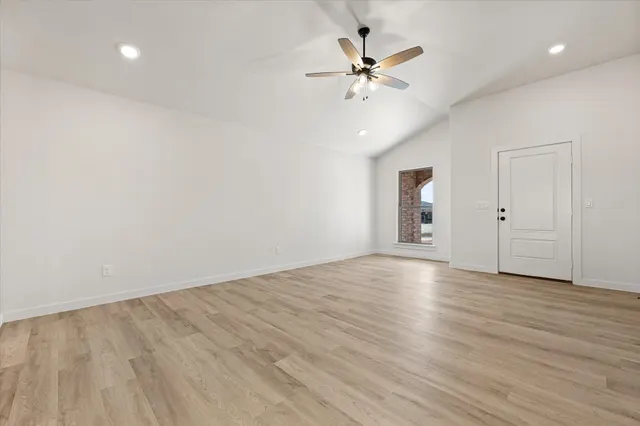 Photo 8 — 6315 Venita Avenue, Lubbock, TX 79407
