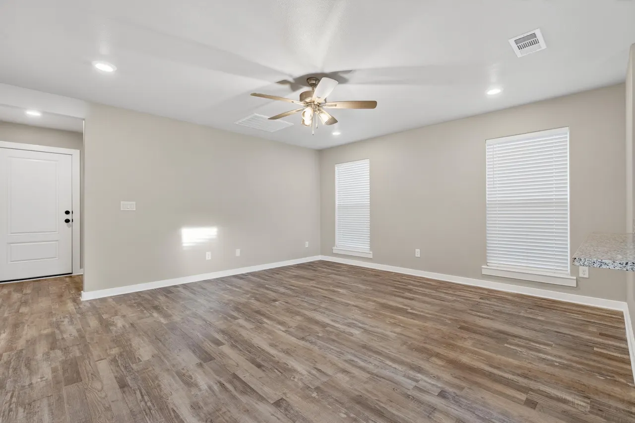 Photo 6 — 2005 Panhandle Avenue, Wolfforth, TX 79382