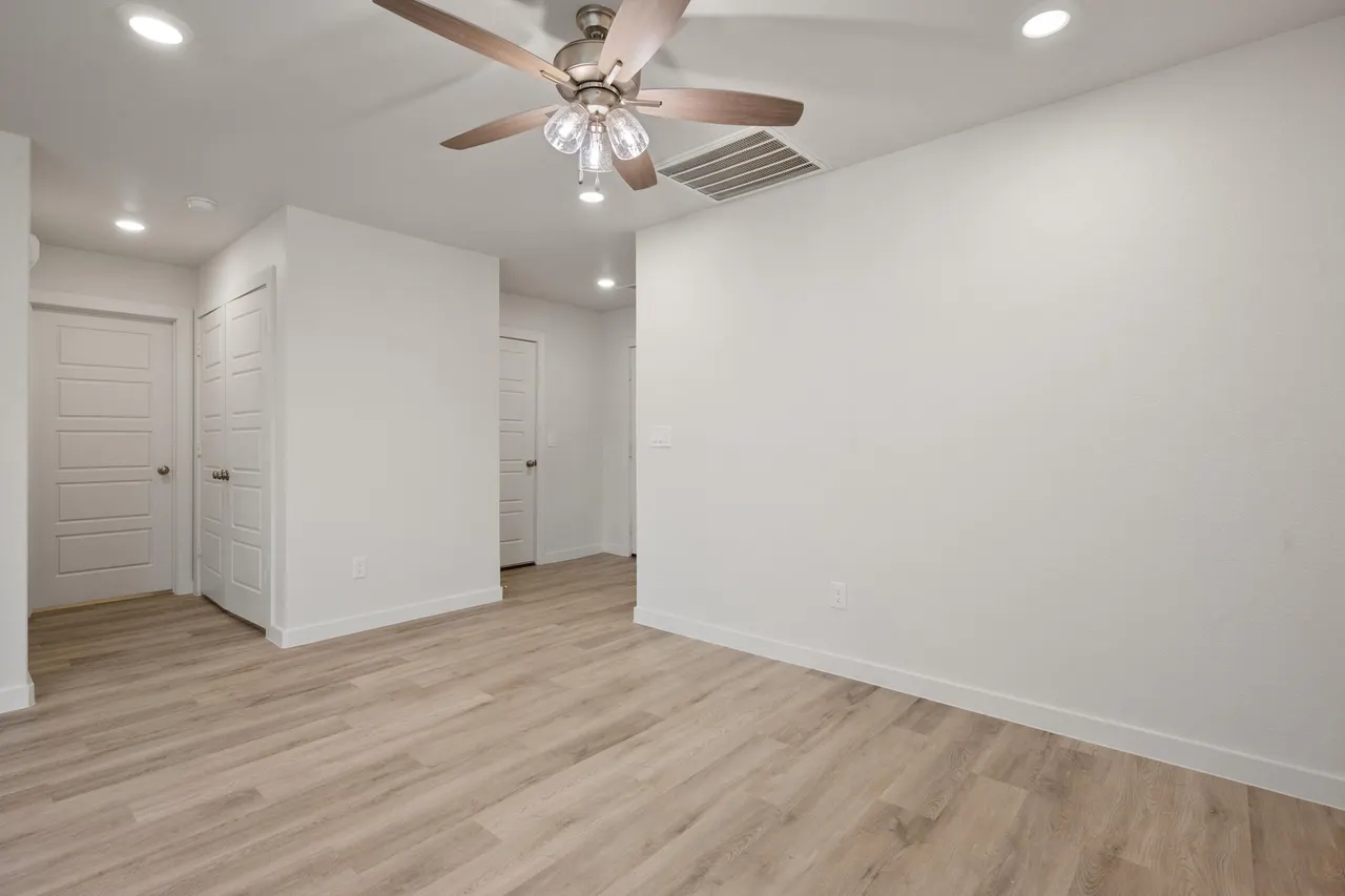 Photo 6 — 8325 24th Street, Lubbock, TX 79407