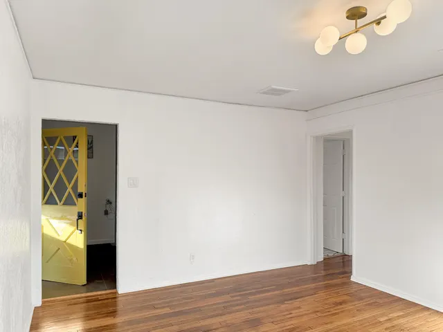 Photo 4 — 3720 32nd Street, Lubbock, TX 79410