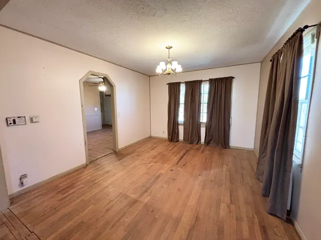 Photo 3 — 1205 Avenue E, Abernathy, TX 79311