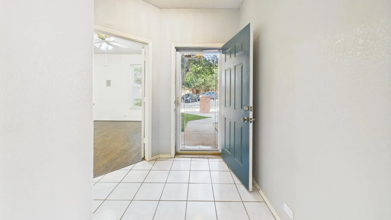 Photo 8 — 5117 79th Drive, Lubbock, TX 79424