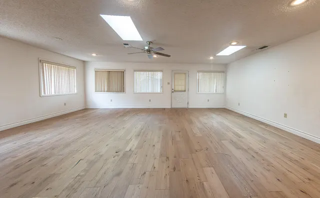 Photo 8 — 7002 Miami Avenue, Lubbock, TX 79413