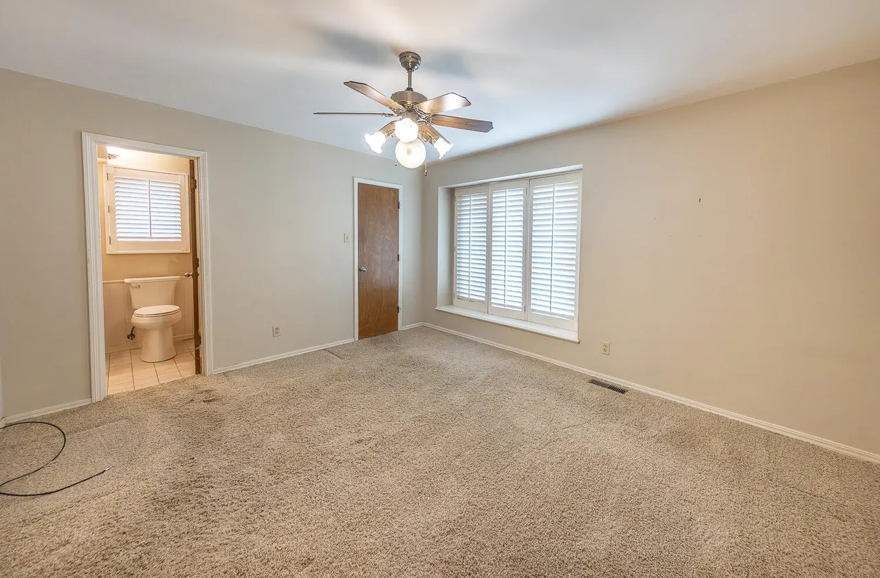 Photo 18 — 7002 Miami Avenue, Lubbock, TX 79413
