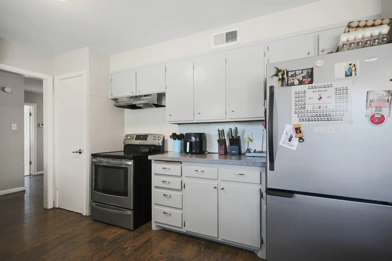 Photo 12 — 4917 49th Street, Lubbock, TX 79414