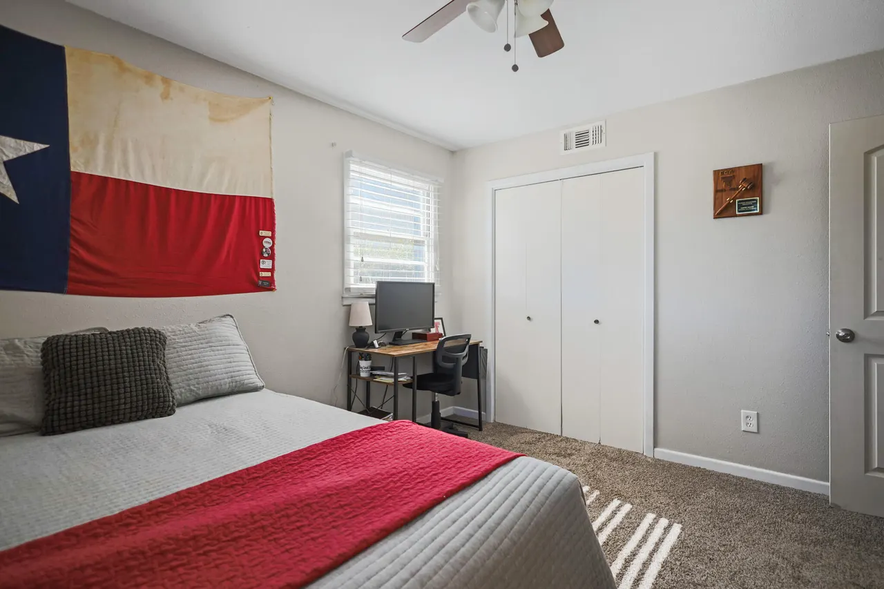Photo 17 — 4917 49th Street, Lubbock, TX 79414