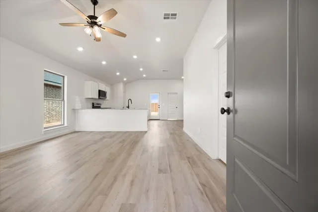 Photo 4 — 2412 Bryan Avenue, Wolfforth, TX 79382