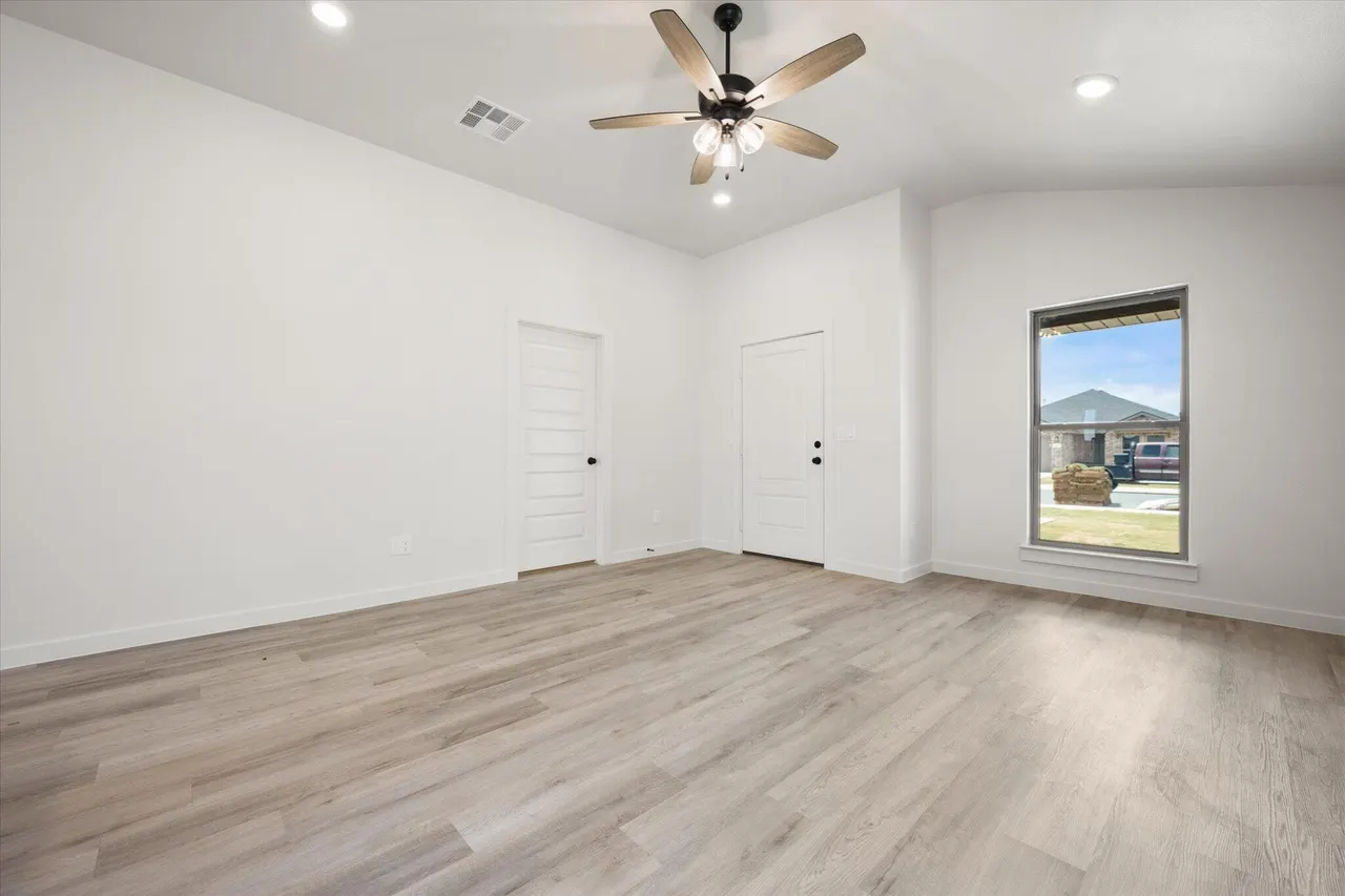 Photo 6 — 2412 Bryan Avenue, Wolfforth, TX 79382