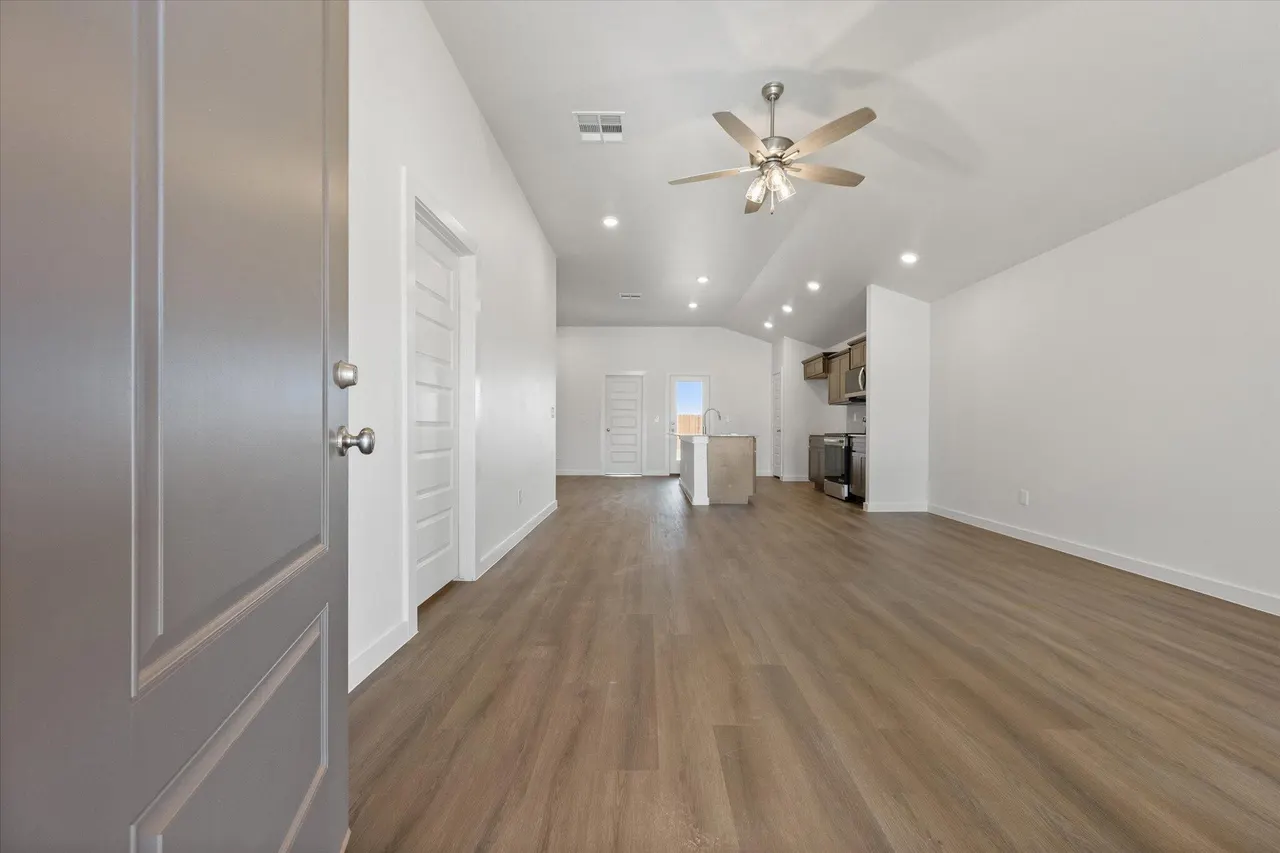 Photo 4 — 2414 Bryan Avenue, Wolfforth, TX 79382