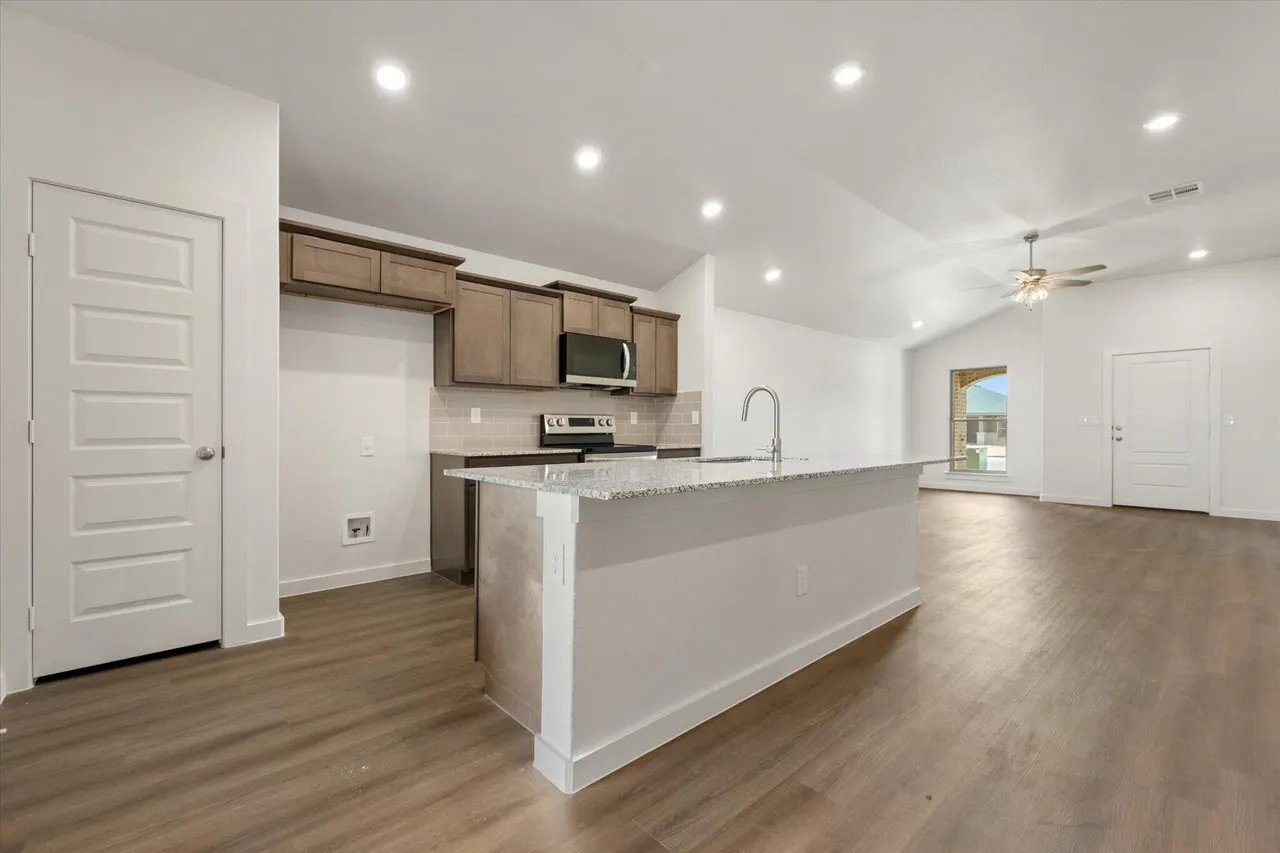 Photo 10 — 2414 Bryan Avenue, Wolfforth, TX 79382