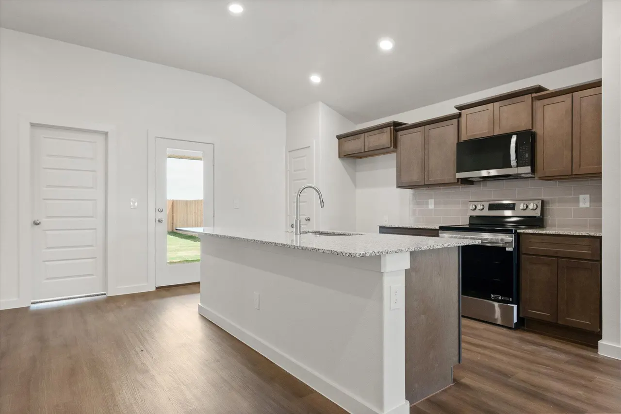 Photo 11 — 2414 Bryan Avenue, Wolfforth, TX 79382