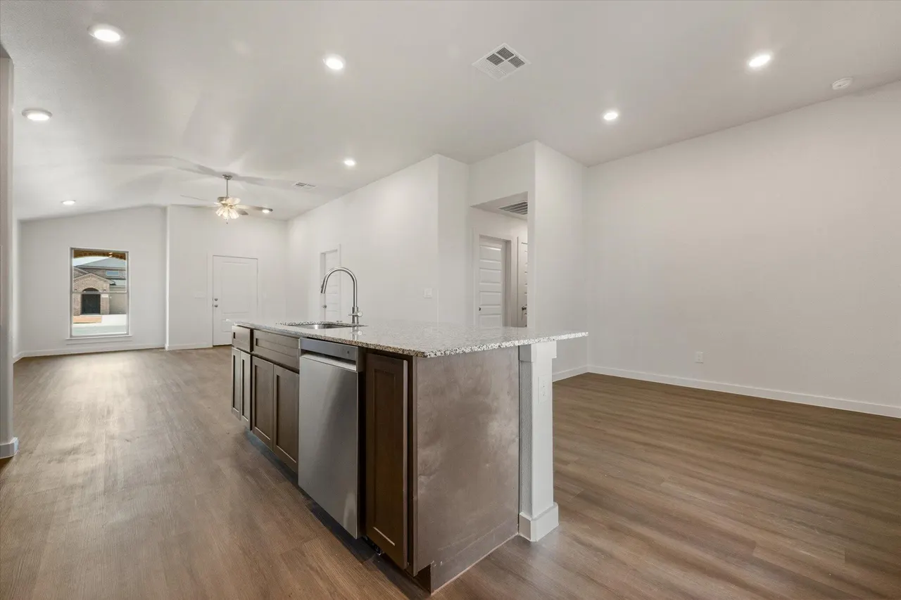 Photo 12 — 2414 Bryan Avenue, Wolfforth, TX 79382