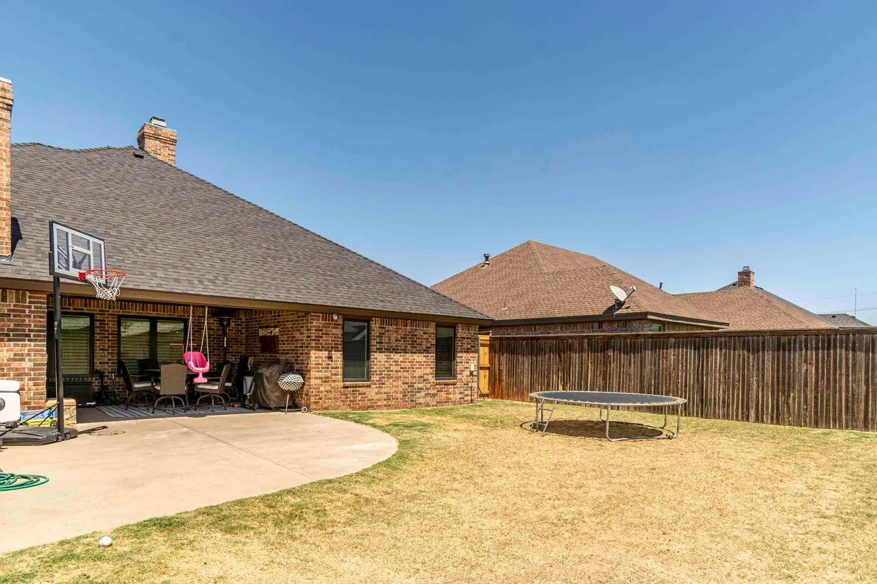 Photo 22 — 3807 105th Street, Lubbock, TX 79423