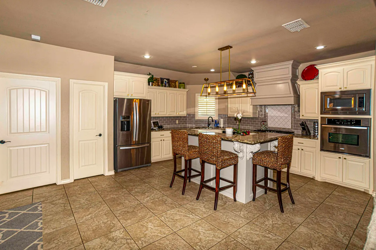 Photo 25 — 3807 105th Street, Lubbock, TX 79423