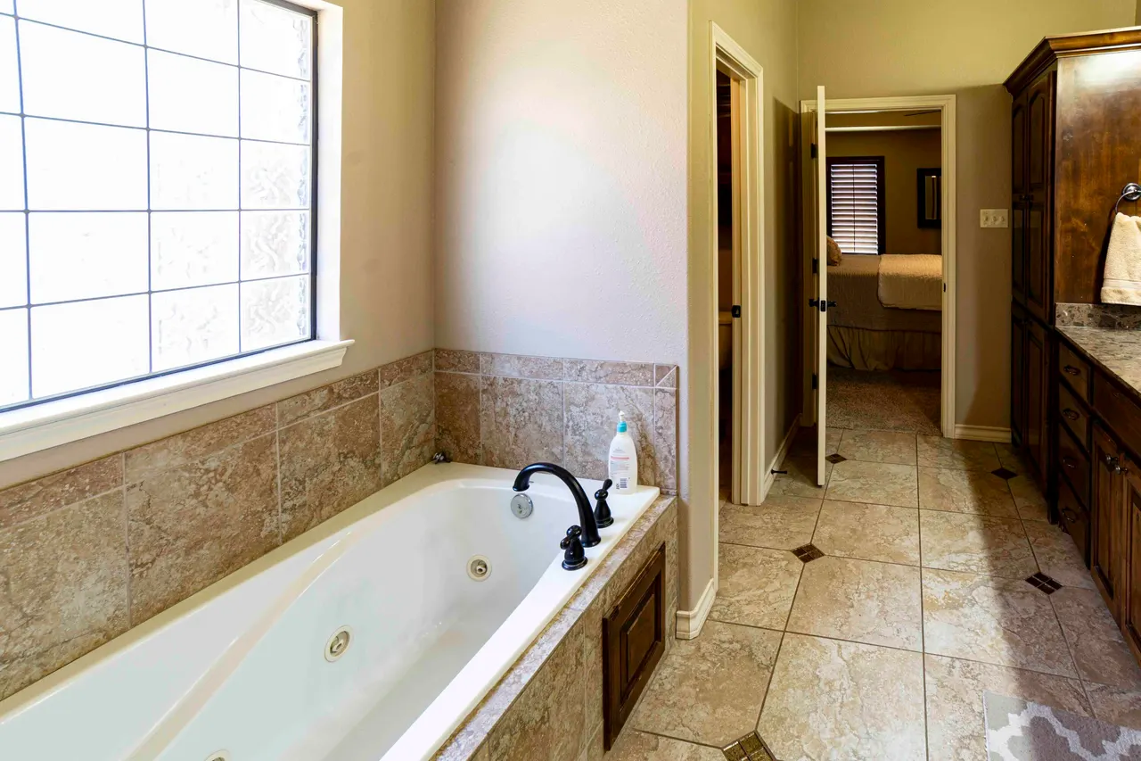 Photo 37 — 3807 105th Street, Lubbock, TX 79423