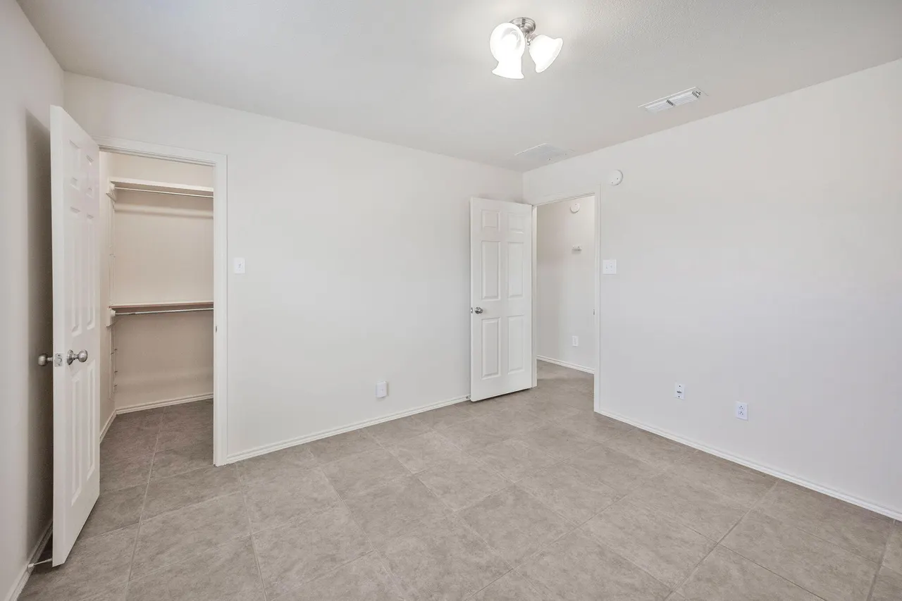 Photo 23 — 8312 Elgin Avenue, Lubbock, TX 79423