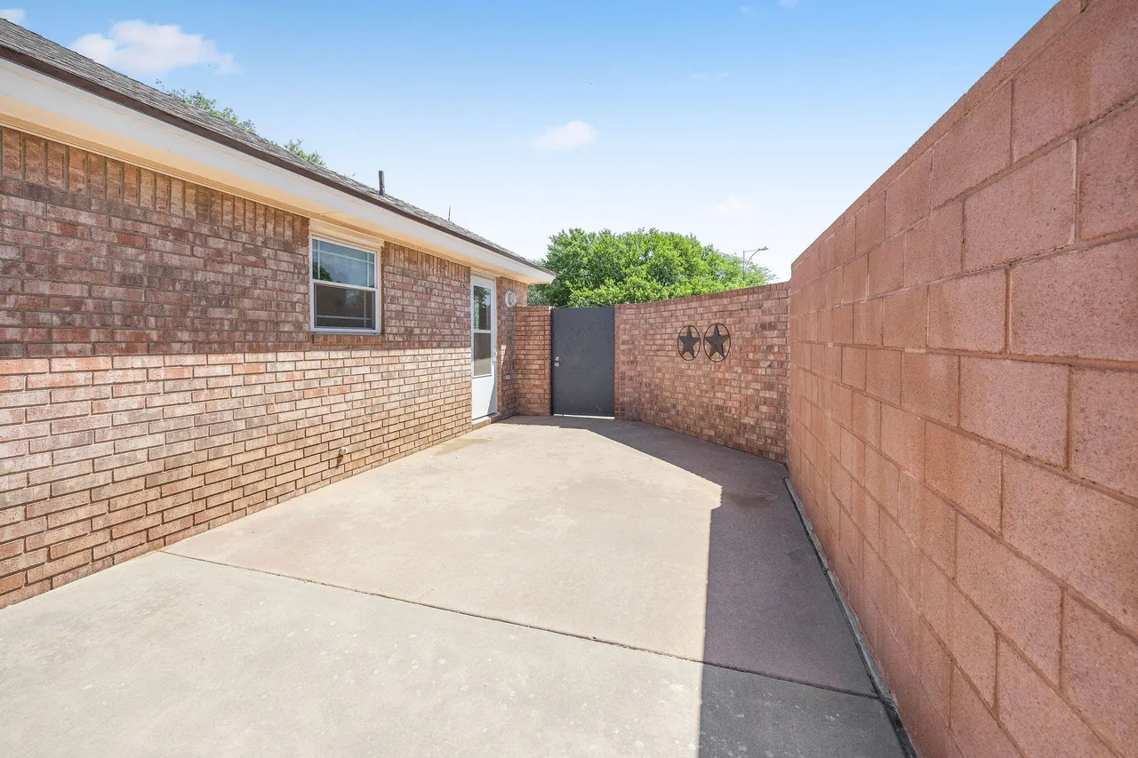 Photo 34 — 8312 Elgin Avenue, Lubbock, TX 79423