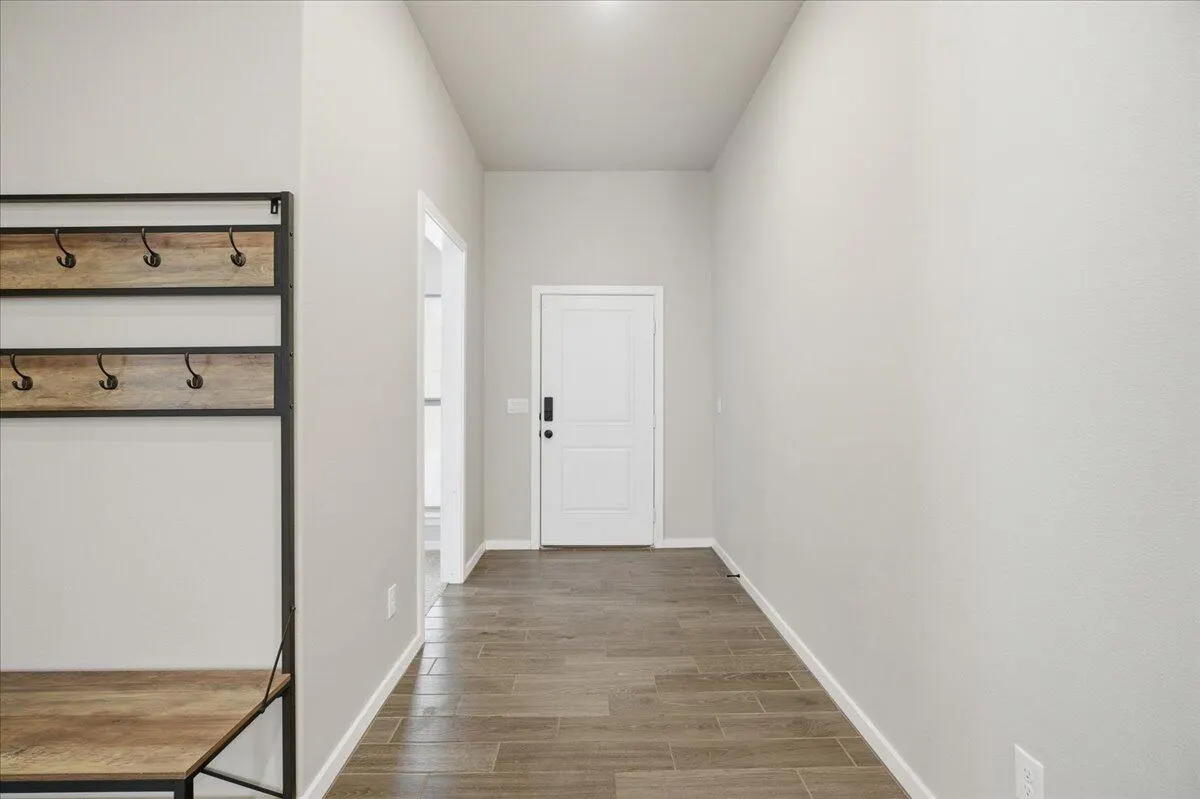 Photo 3 — 9807 Virginia Avenue, Lubbock, TX 79424