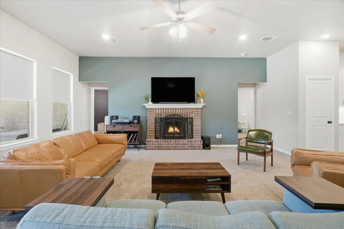 Photo 5 — 9807 Virginia Avenue, Lubbock, TX 79424