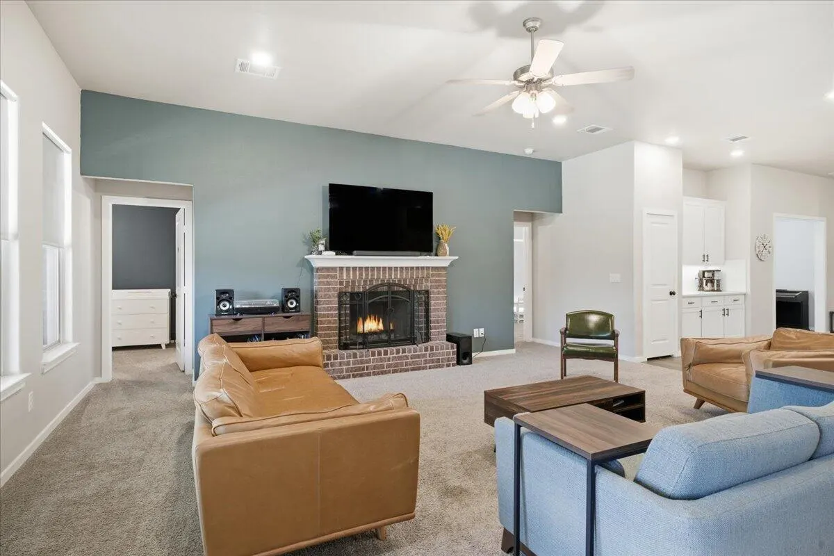 Photo 6 — 9807 Virginia Avenue, Lubbock, TX 79424