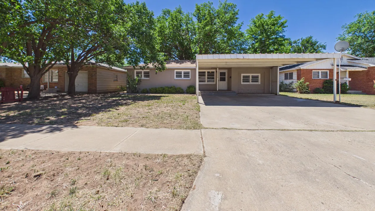 Photo 3 — 4405 47th Street, Lubbock, TX 79414