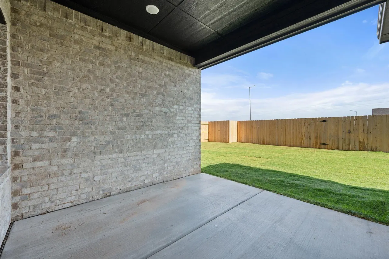 Photo 32 — 714 E 13th Street, Wolfforth, TX 79382