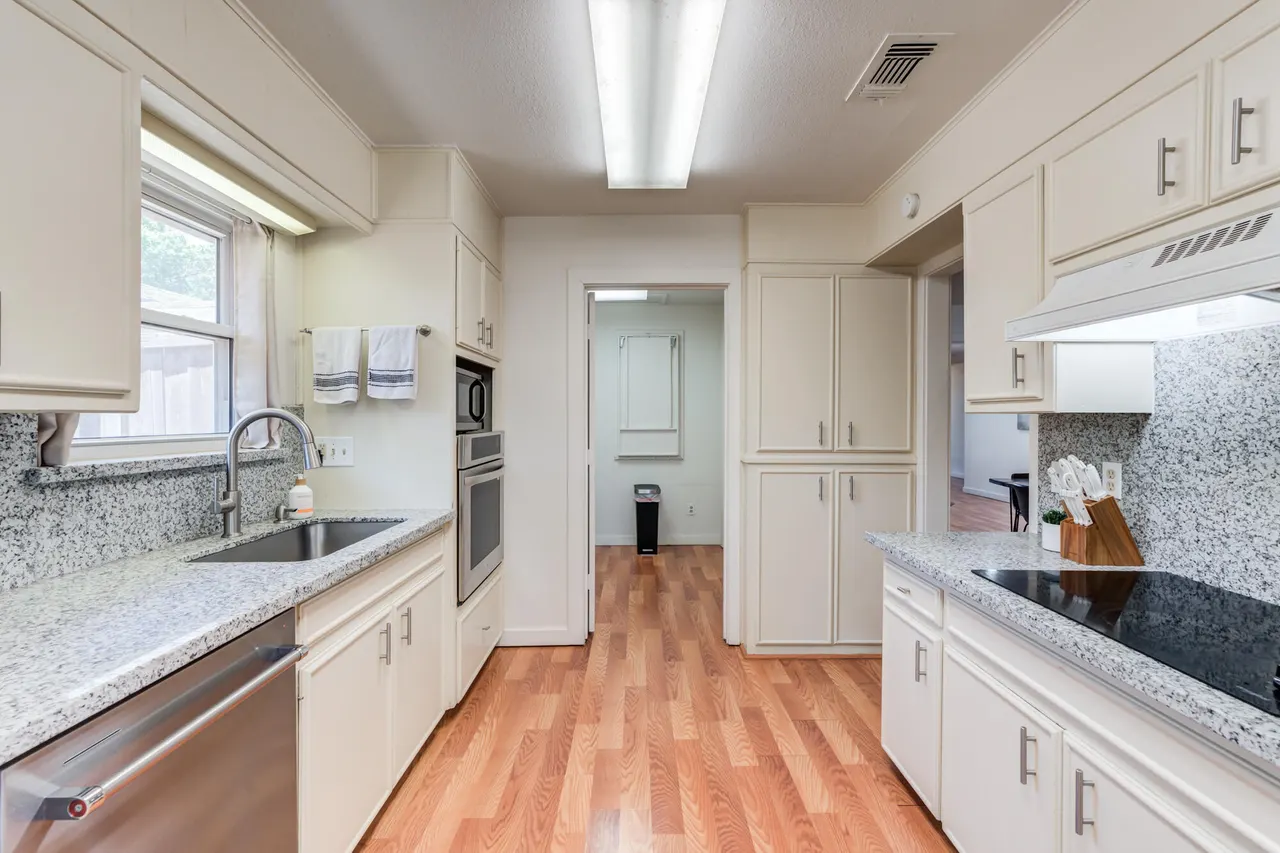 Photo 26 — 2607 20th Street, Lubbock, TX 79410