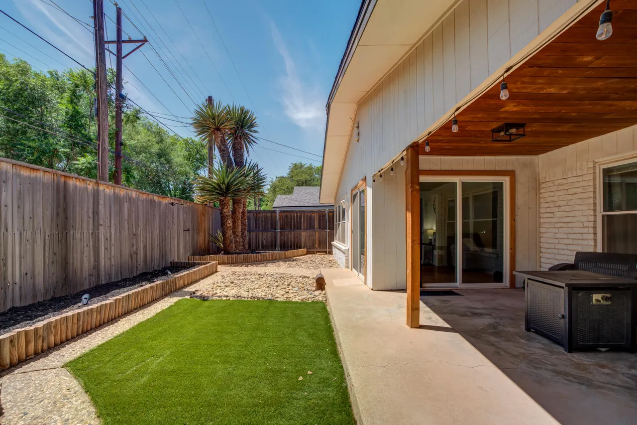 Photo 48 — 2607 20th Street, Lubbock, TX 79410