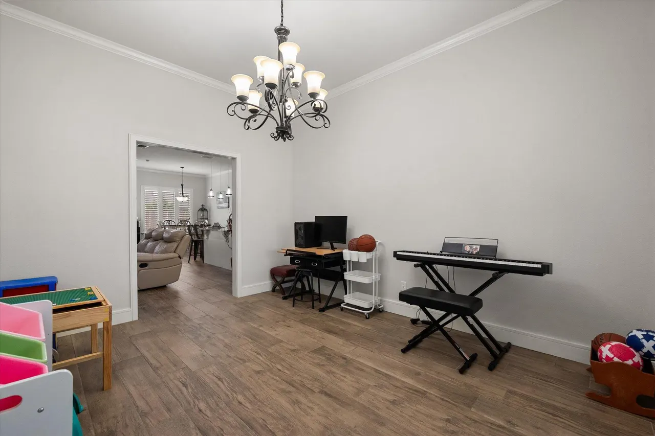 Photo 23 — 1009 Dogwood Avenue, Idalou, TX 79329