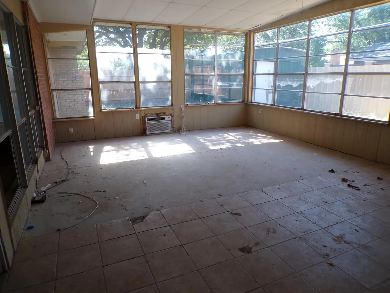 Photo 9 — 2829 66th Street, Lubbock, TX 79413