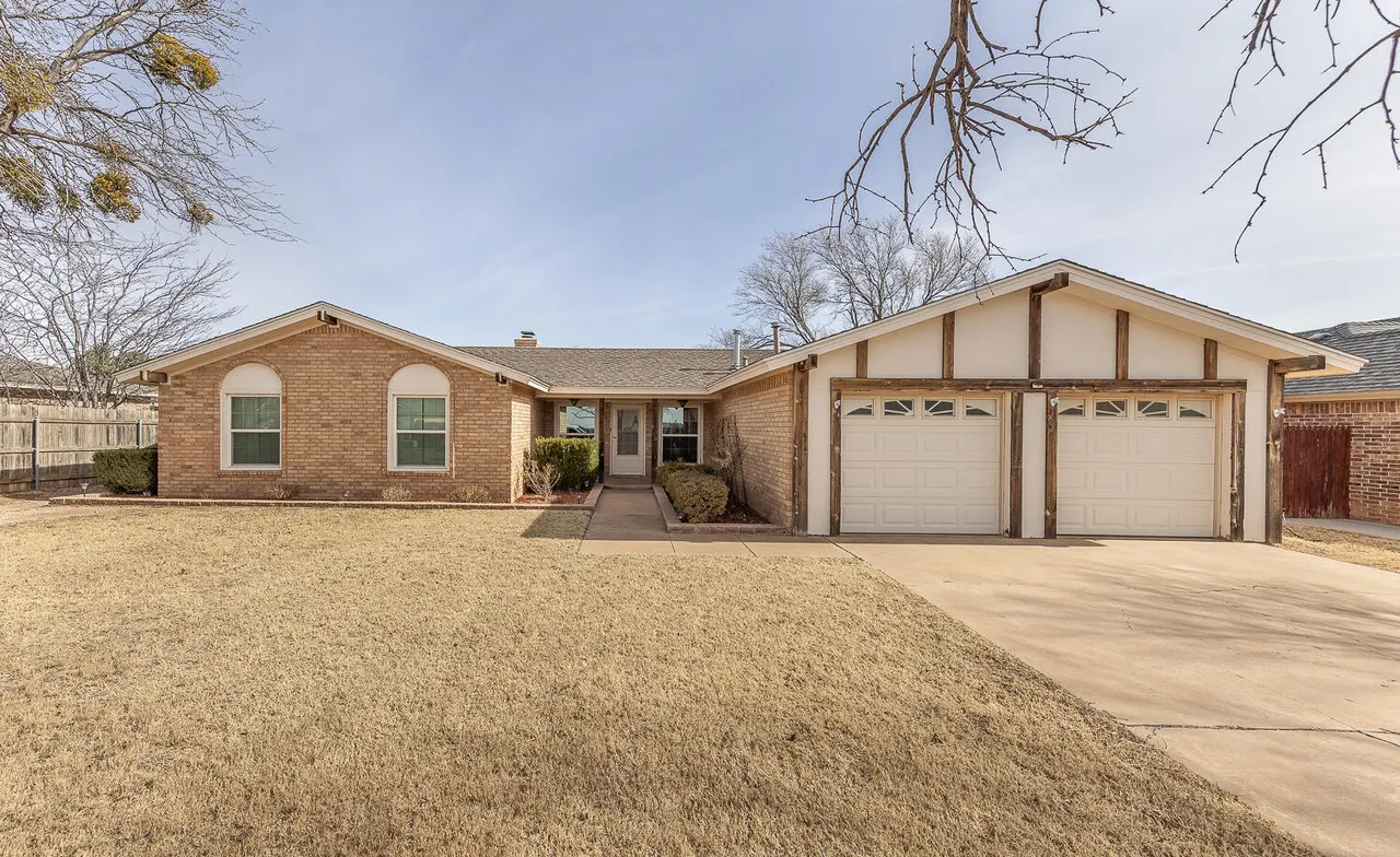 Front exterior — 6 Ridge Road, Ransom Canyon, TX 79366