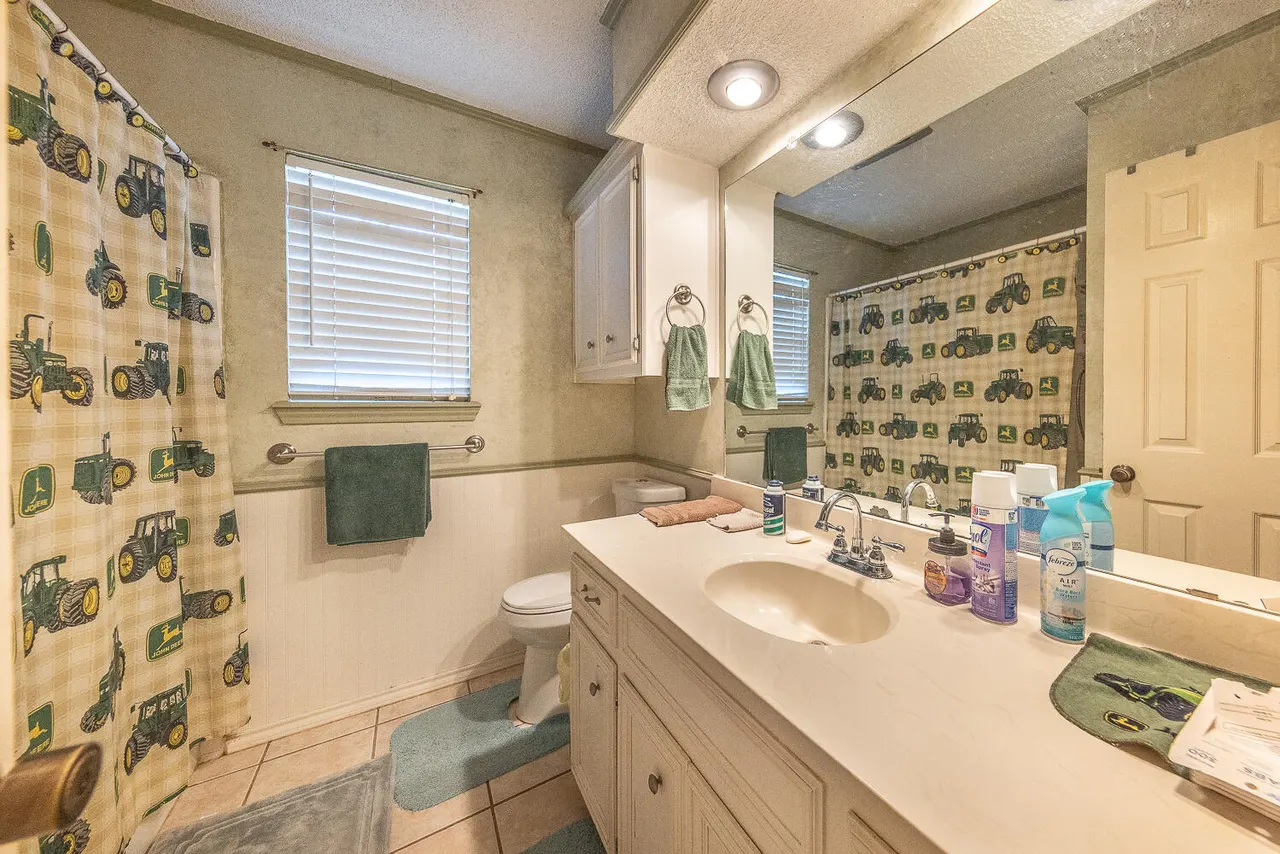 Photo 18 — 6 Ridge Road, Ransom Canyon, TX 79366