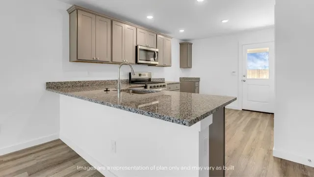 Photo 6 — 7415 9th Street, Lubbock, TX 79416