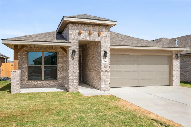 Photo 3 — 1313 Saratoga Avenue, Lubbock, TX 79416