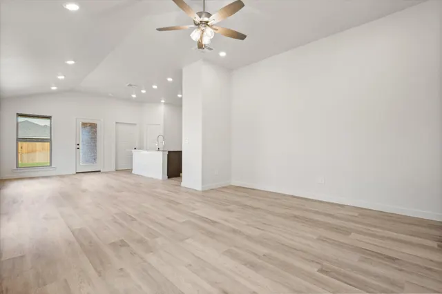 Photo 6 — 1313 Saratoga Avenue, Lubbock, TX 79416