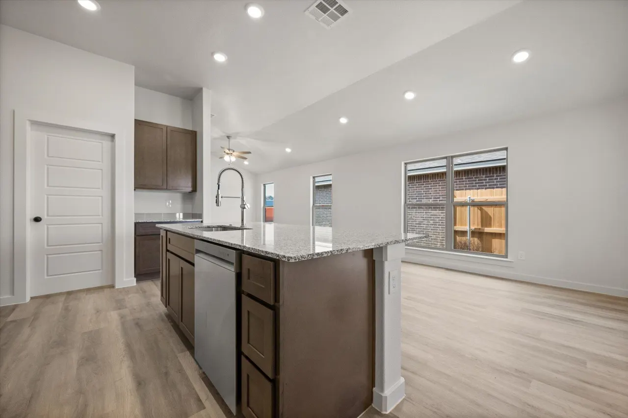 Photo 14 — 1313 Saratoga Avenue, Lubbock, TX 79416