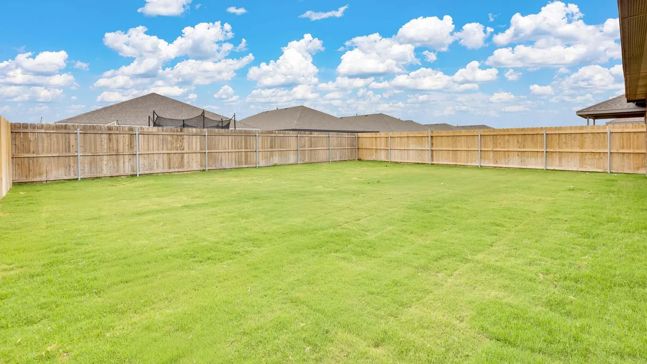 Photo 18 — 2302 150th Place, Lubbock, TX 79423