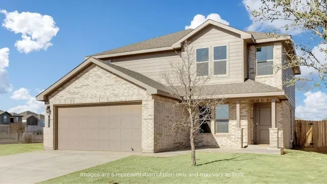 Photo 2 — 426 15th Street, Wolfforth, TX 79382