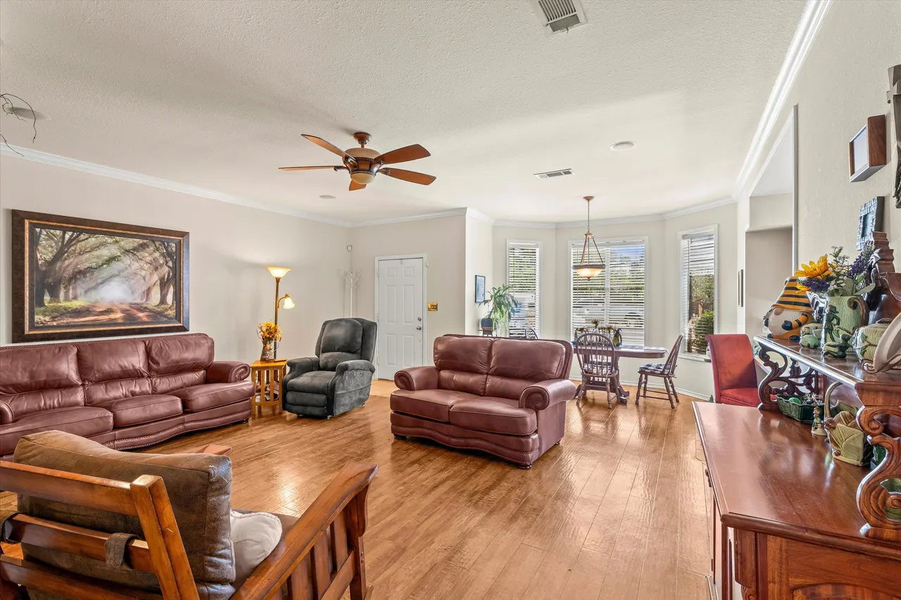 Photo 4 — 710 Poplar Street, Levelland, TX 79336
