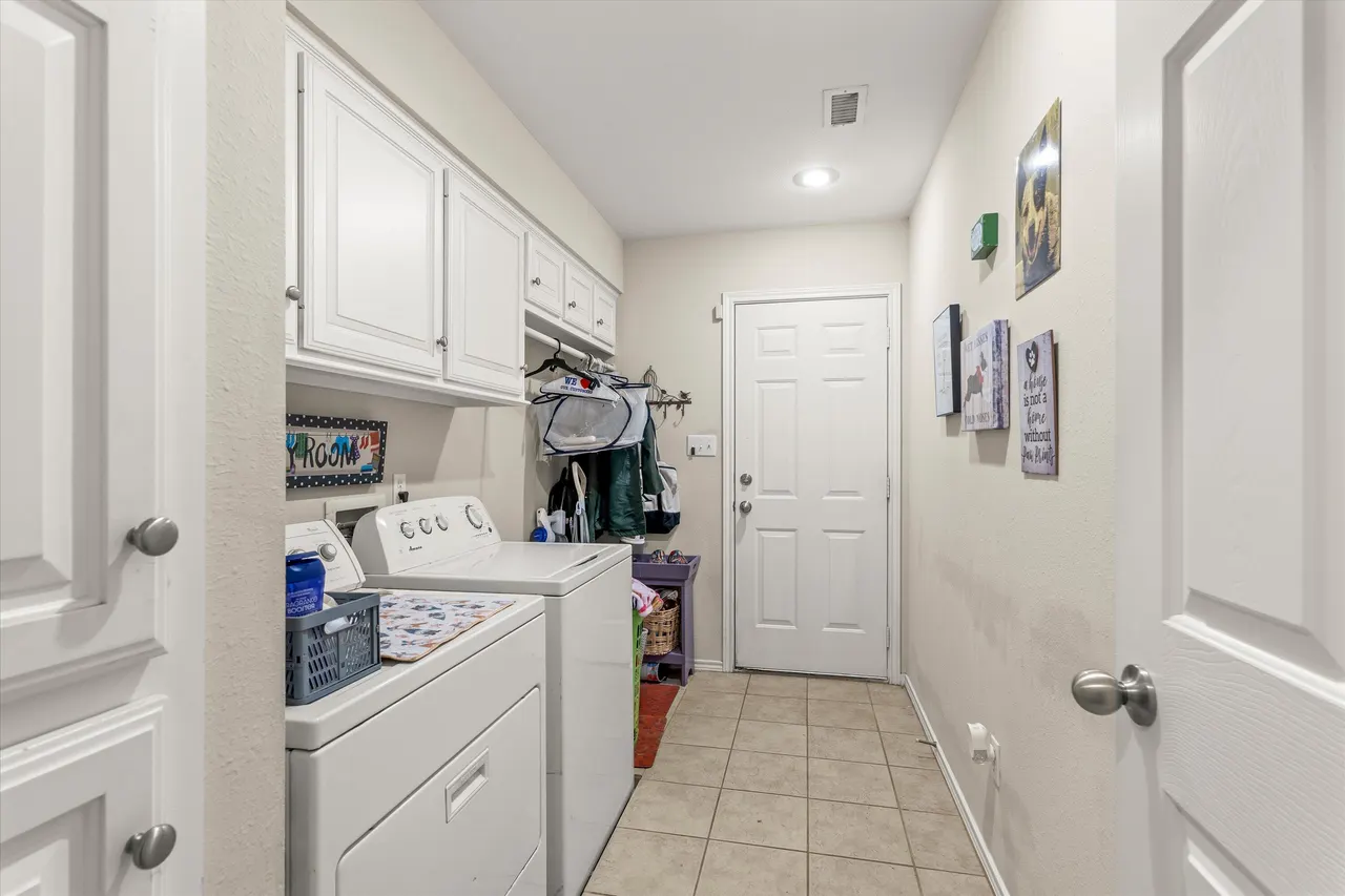 Photo 17 — 710 Poplar Street, Levelland, TX 79336