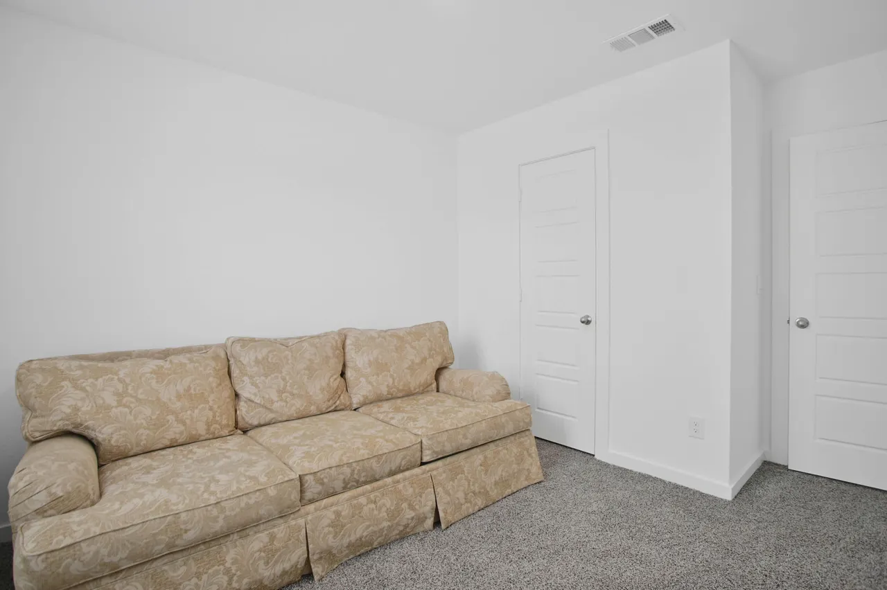 Photo 4 — 401 14th Street, Wolfforth, TX 79382