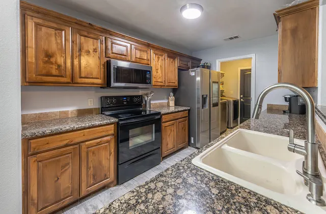 Photo 6 — 5236 Harvard Street, Lubbock, TX 79416
