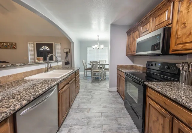 Photo 8 — 5236 Harvard Street, Lubbock, TX 79416