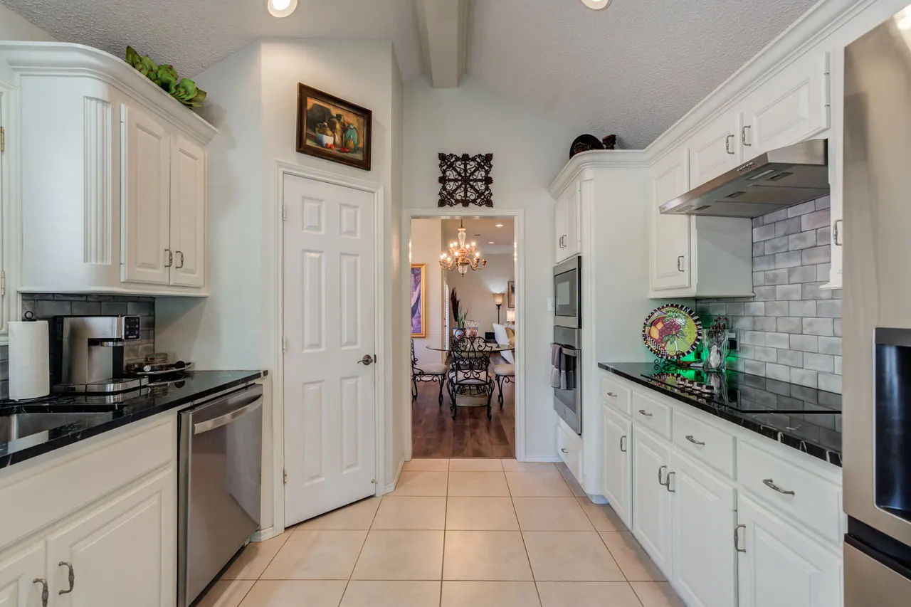 Photo 15 — 3215 63rd Street, Lubbock, TX 79413