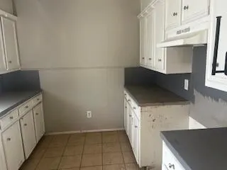 Photo 7 — 2401 22nd Street, Lubbock, TX 79411