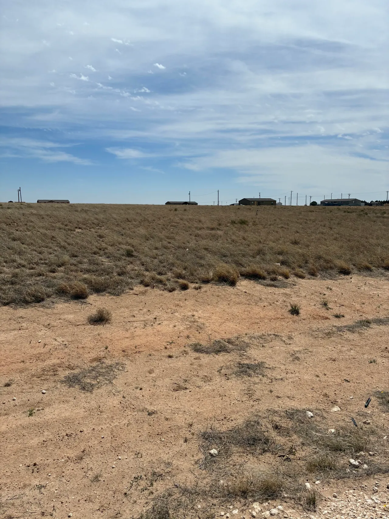 Photo 3 — 103 Juniper Road, Levelland, TX 79336