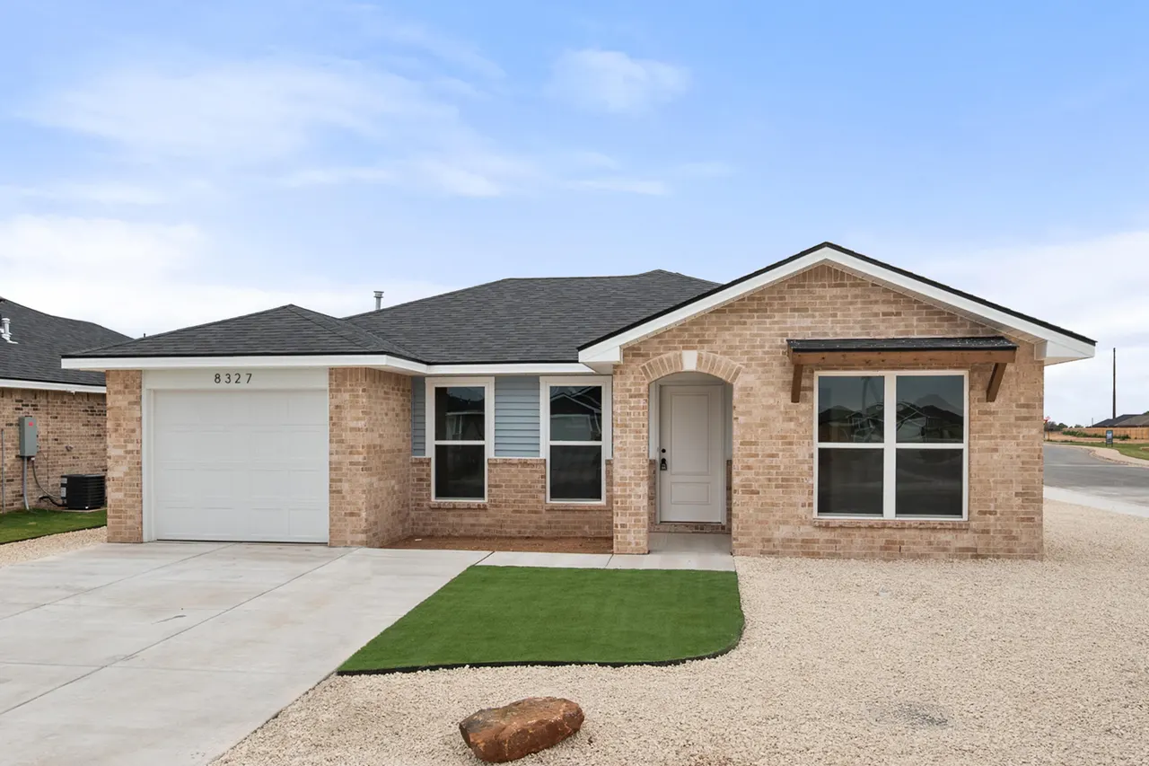 Photo 2 — 8327 24th Street, Lubbock, TX 79407