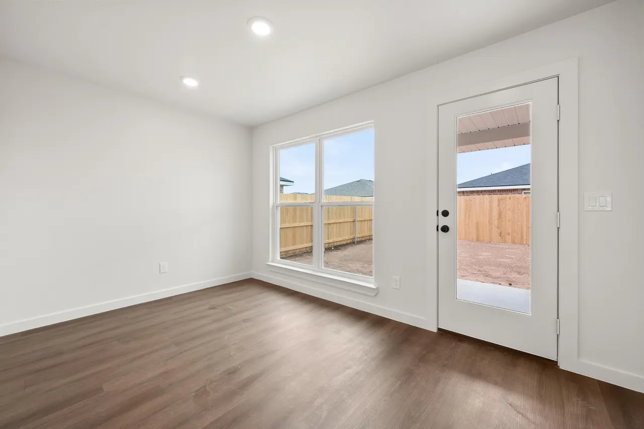 Photo 14 — 8327 24th Street, Lubbock, TX 79407